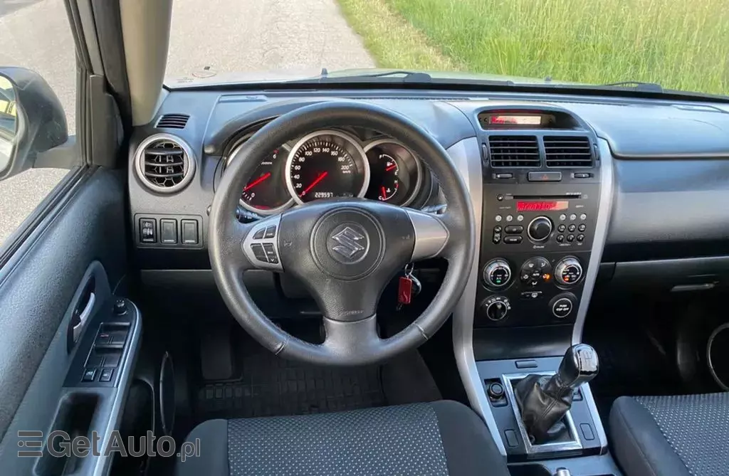 SUZUKI Grand Vitara 
