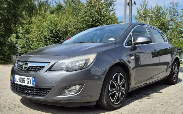 OPEL Astra 1.7 CDTI DPF Innovation