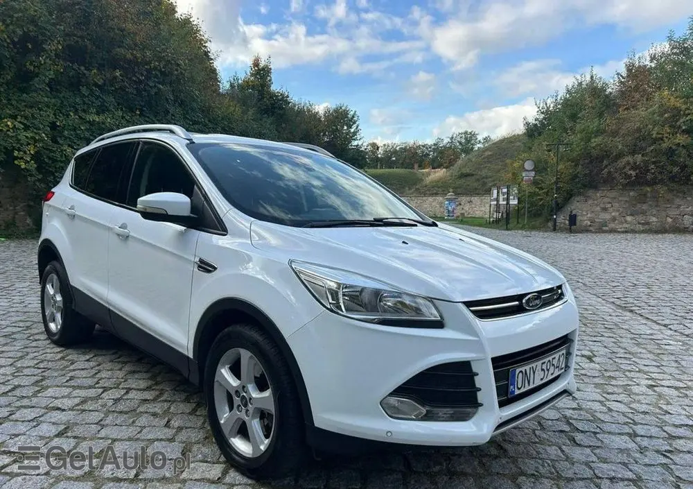 FORD Kuga 2.0 TDCi 2x4 Titanium