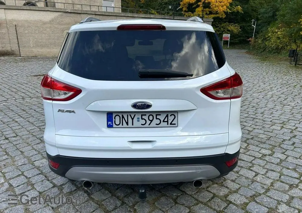 FORD Kuga 2.0 TDCi 2x4 Titanium