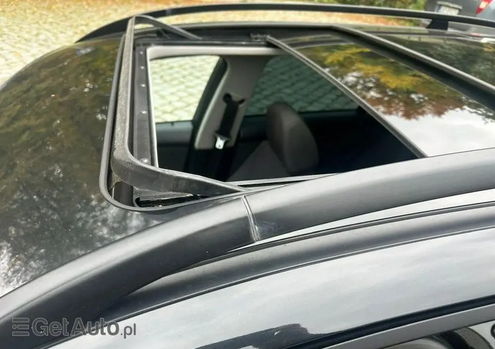 FORD Kuga 2.0 TDCi 2x4 Titanium