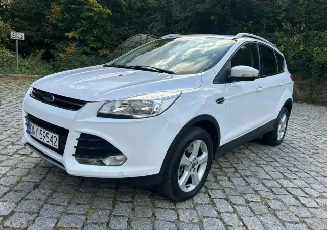 FORD Kuga 2.0 TDCi 2x4 Titanium
