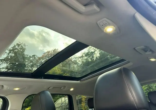 FORD Kuga 2.0 TDCi 2x4 Titanium