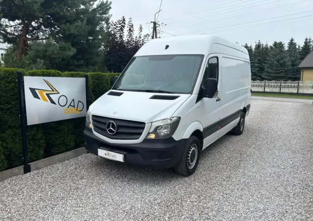 MERCEDES-BENZ Wynajem Busów 
