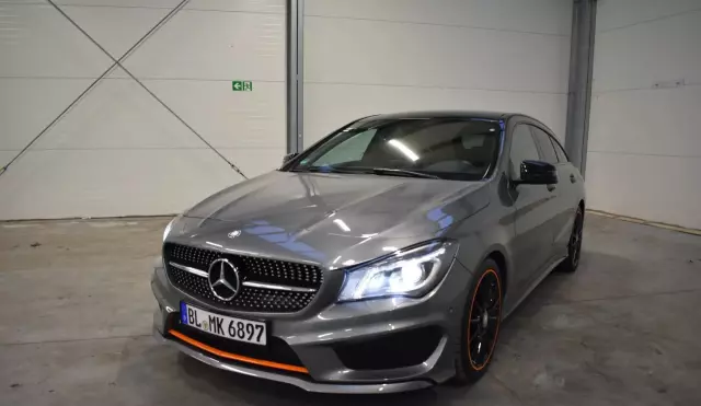 MERCEDES-BENZ CLA 