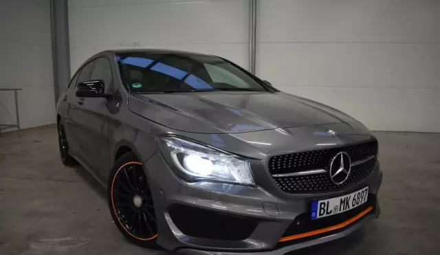 MERCEDES-BENZ CLA 