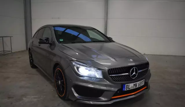 MERCEDES-BENZ CLA 