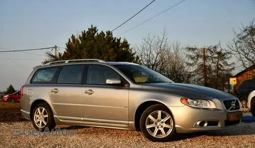 VOLVO V70 