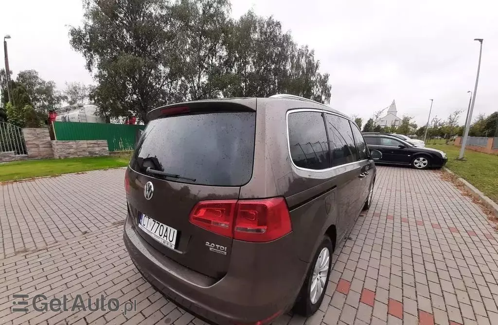 VOLKSWAGEN Sharan 