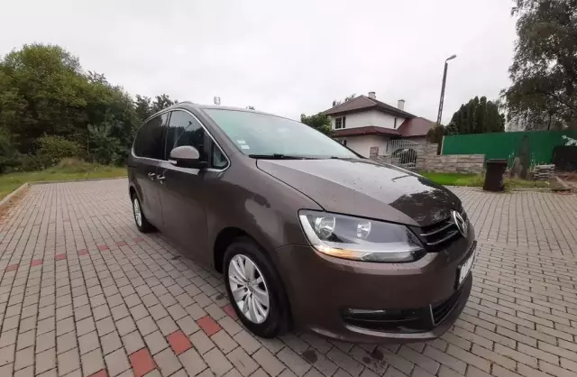 VOLKSWAGEN Sharan 