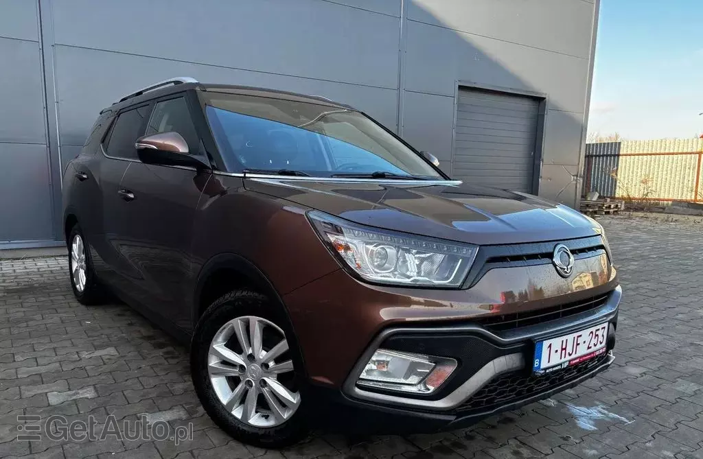 SSANGYONG XLV 
