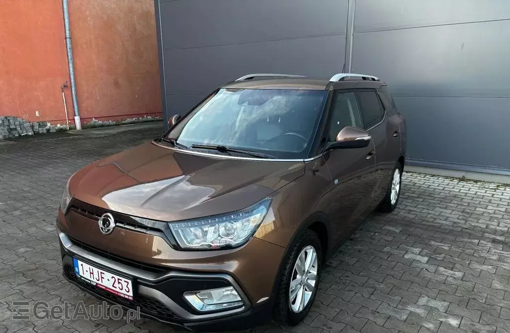 SSANGYONG XLV 