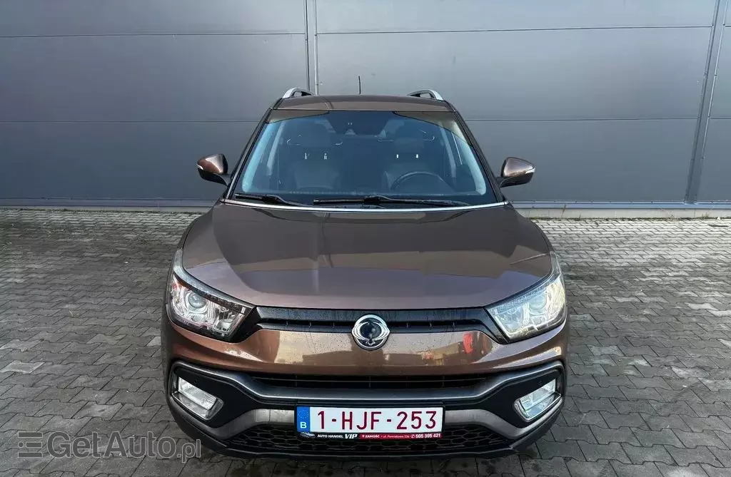 SSANGYONG XLV 