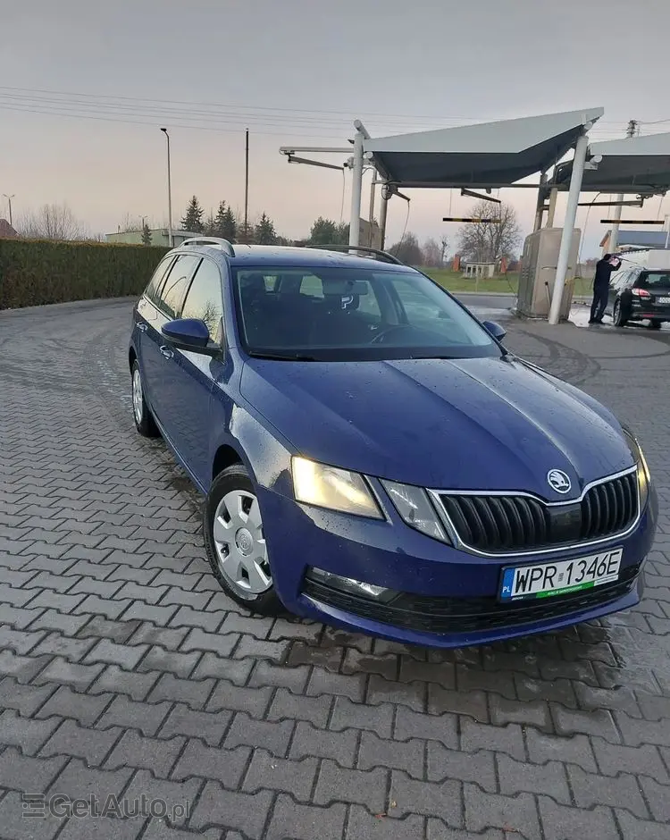 SKODA Octavia 1.6 TDI Edition