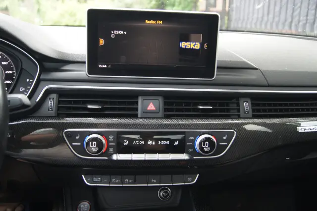 AUDI S4 Tiptronic