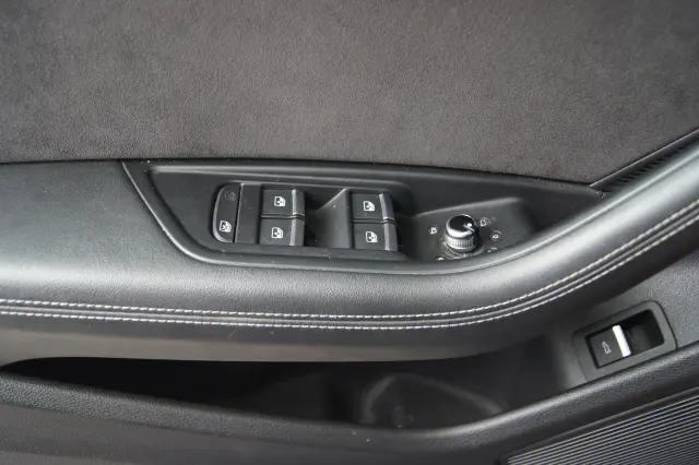 AUDI S4 Tiptronic