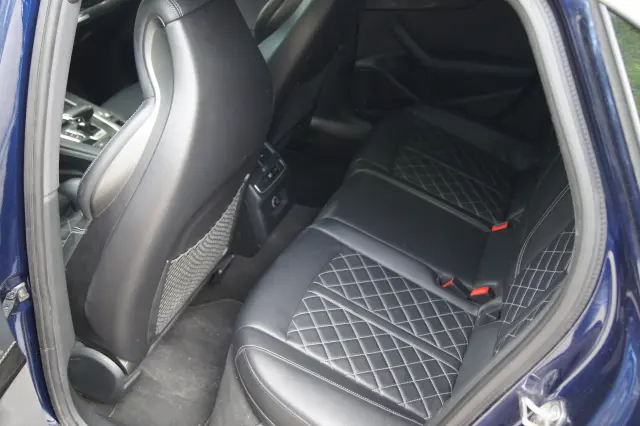 AUDI S4 Tiptronic