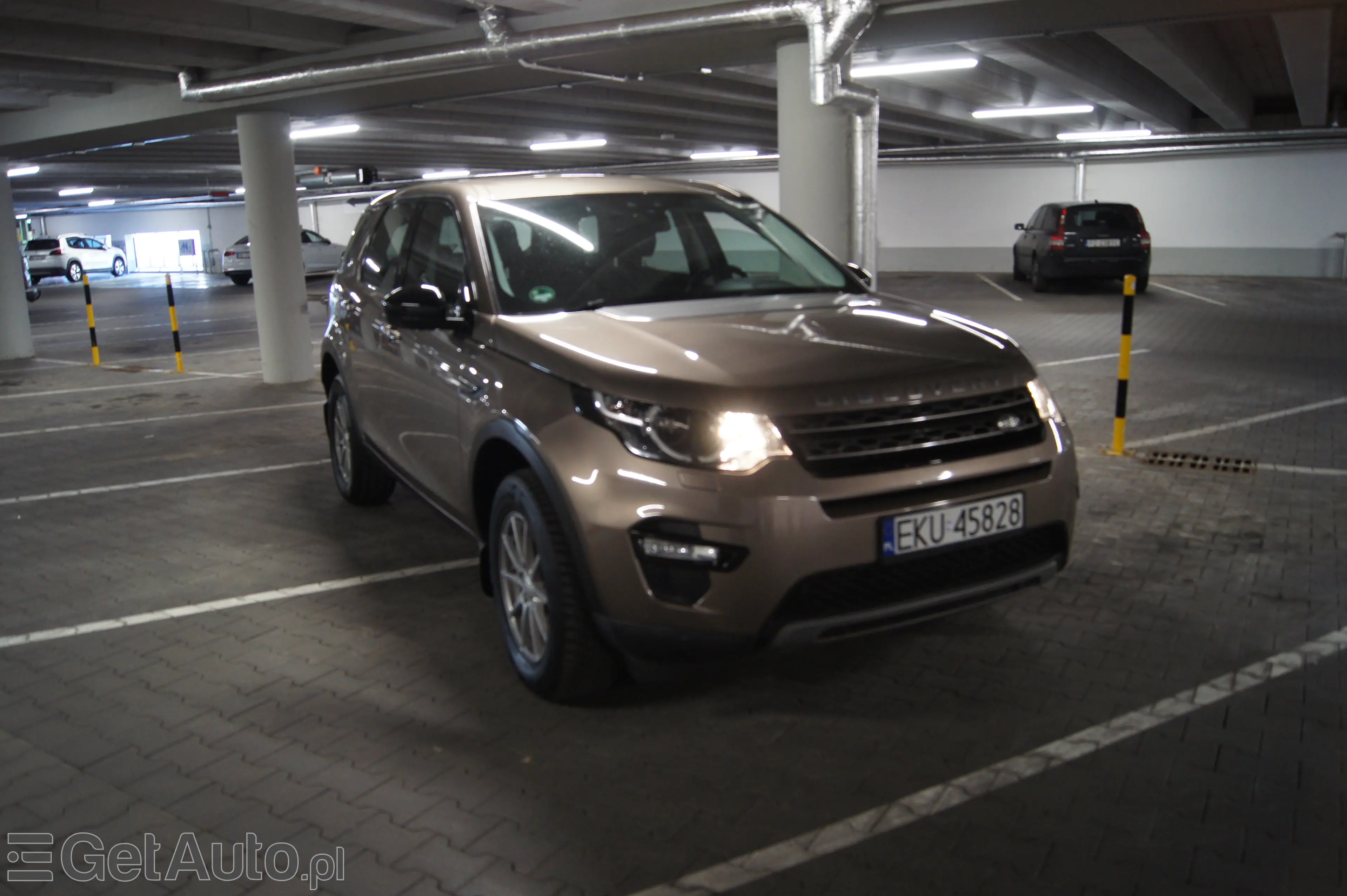 LAND ROVER Discovery SE