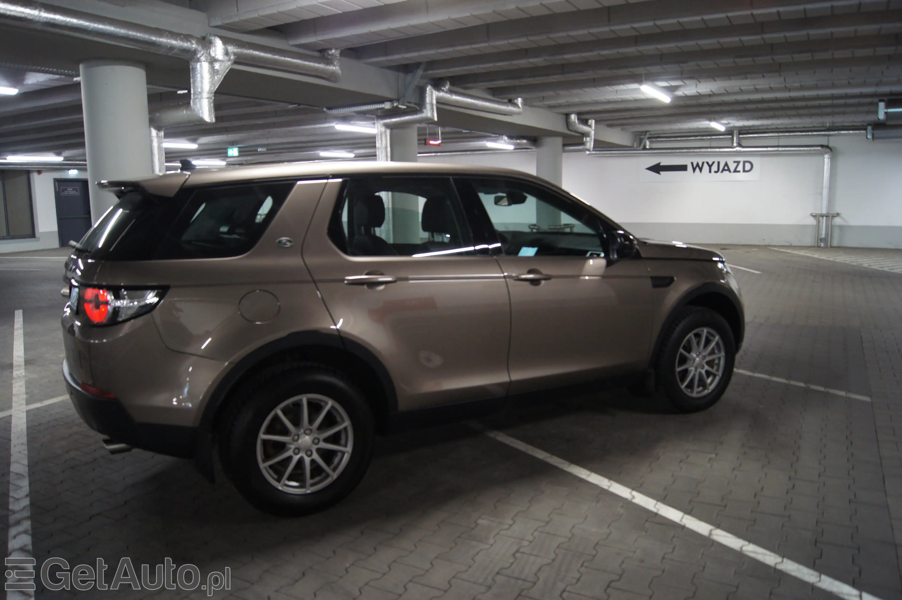 LAND ROVER Discovery SE