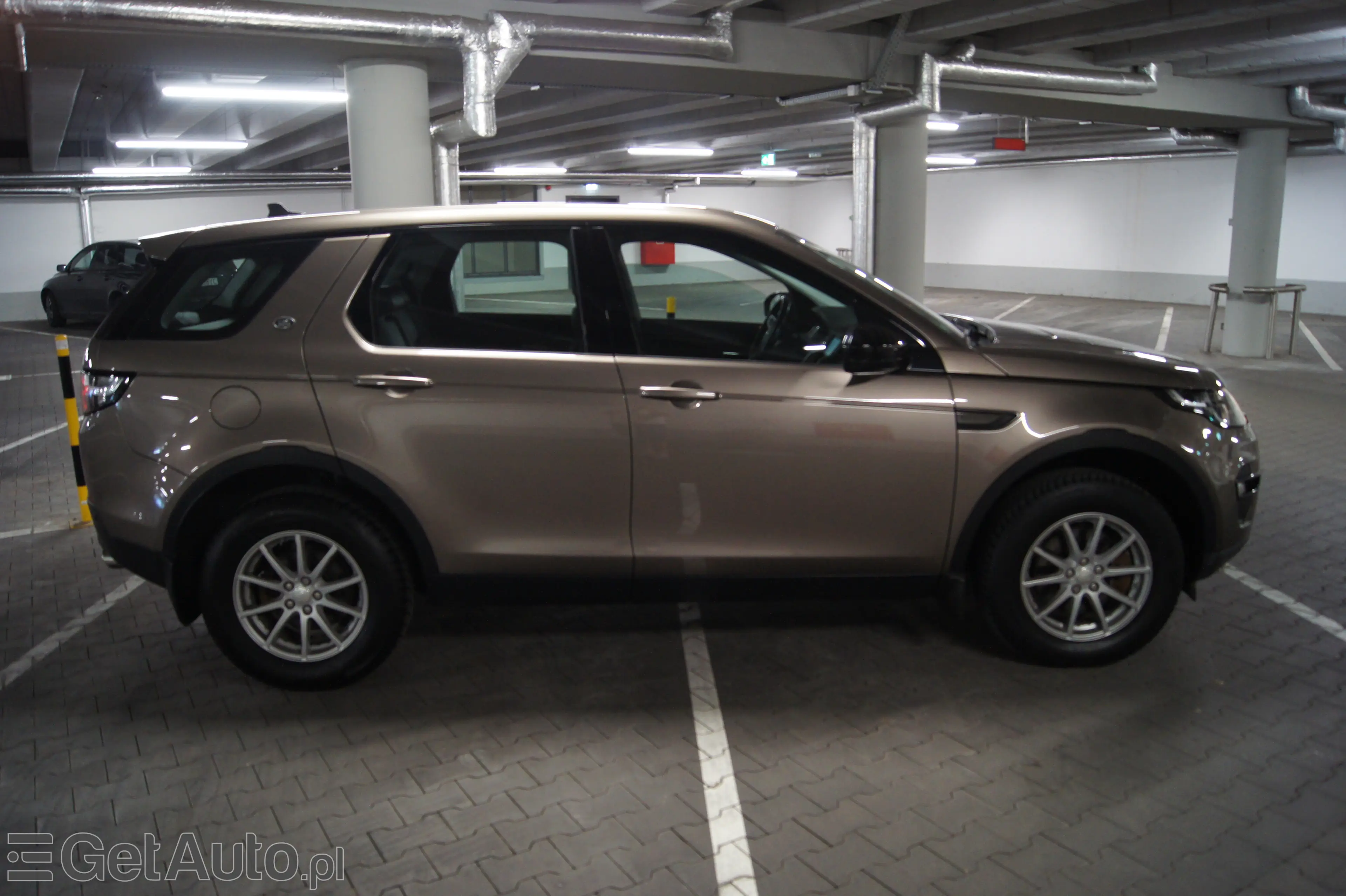 LAND ROVER Discovery SE