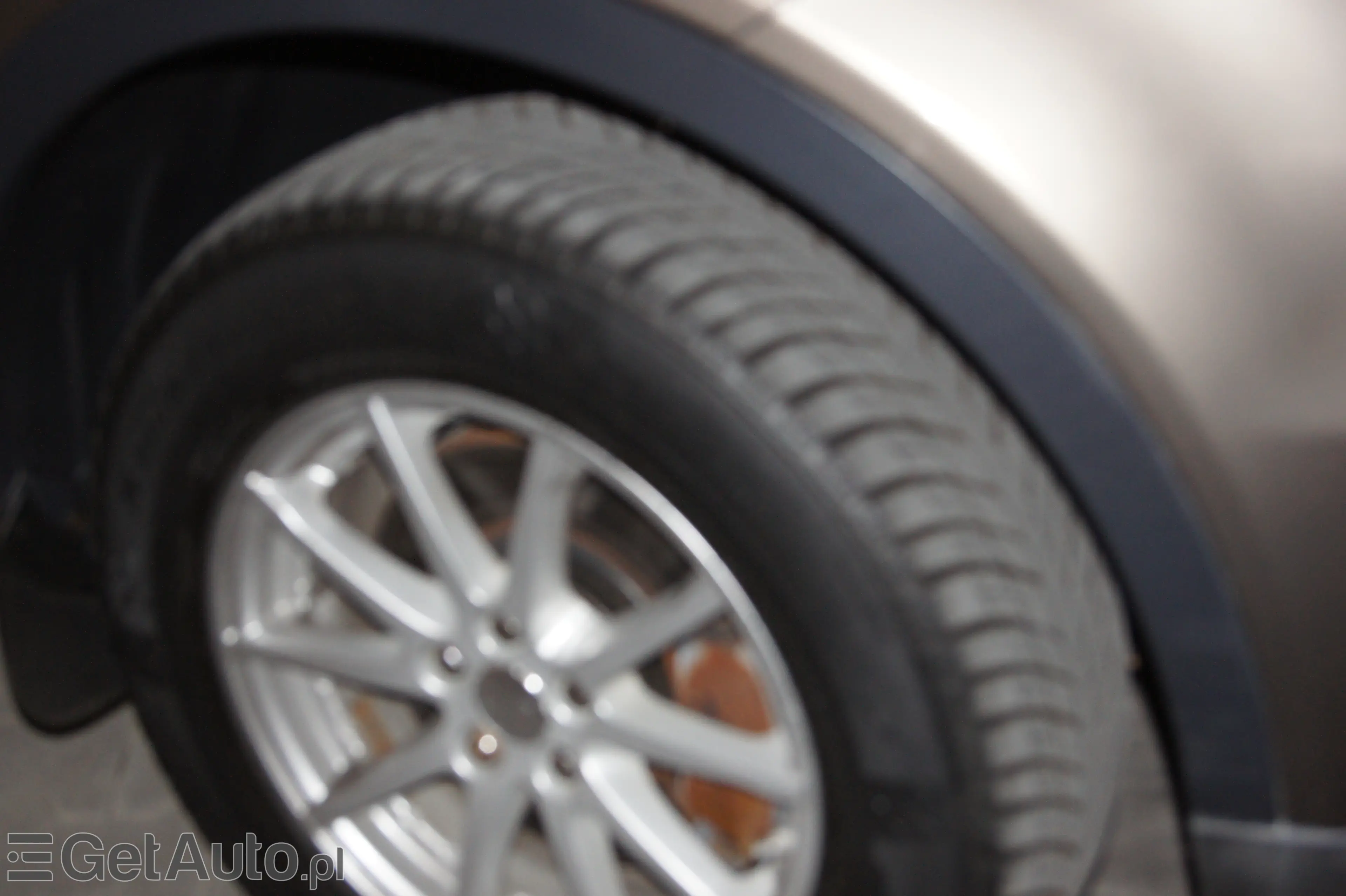 LAND ROVER Discovery SE