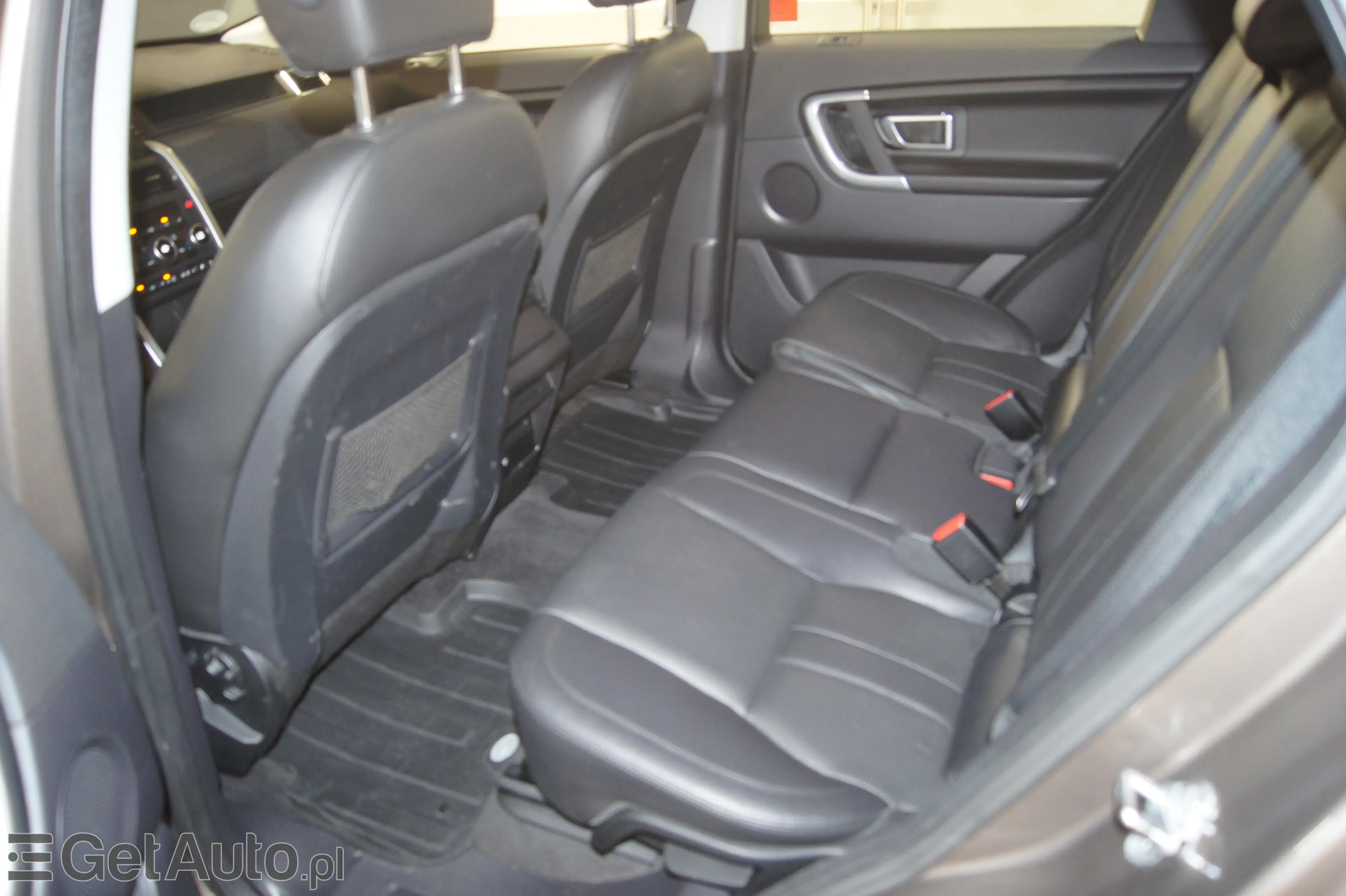 LAND ROVER Discovery SE