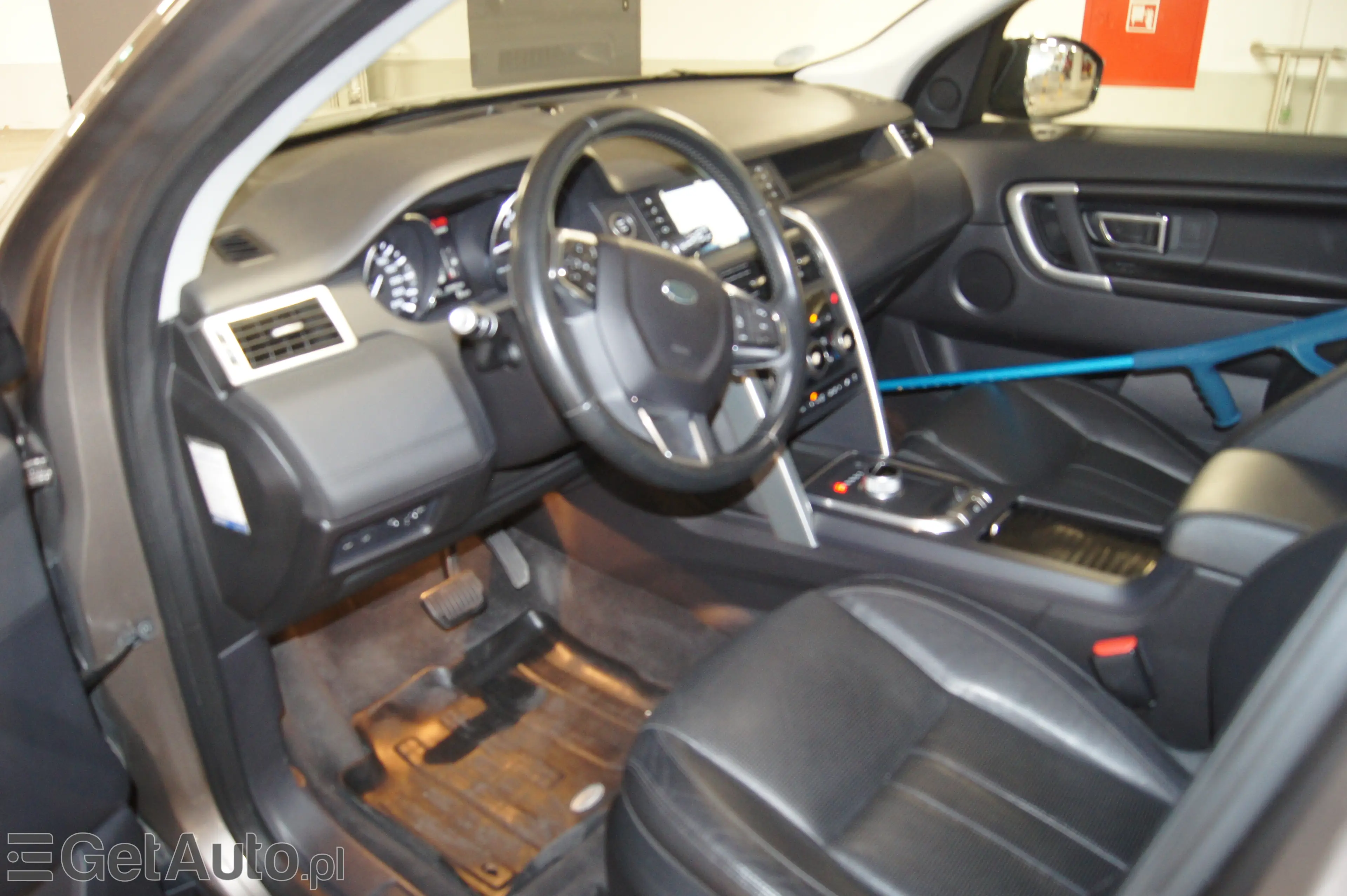 LAND ROVER Discovery SE