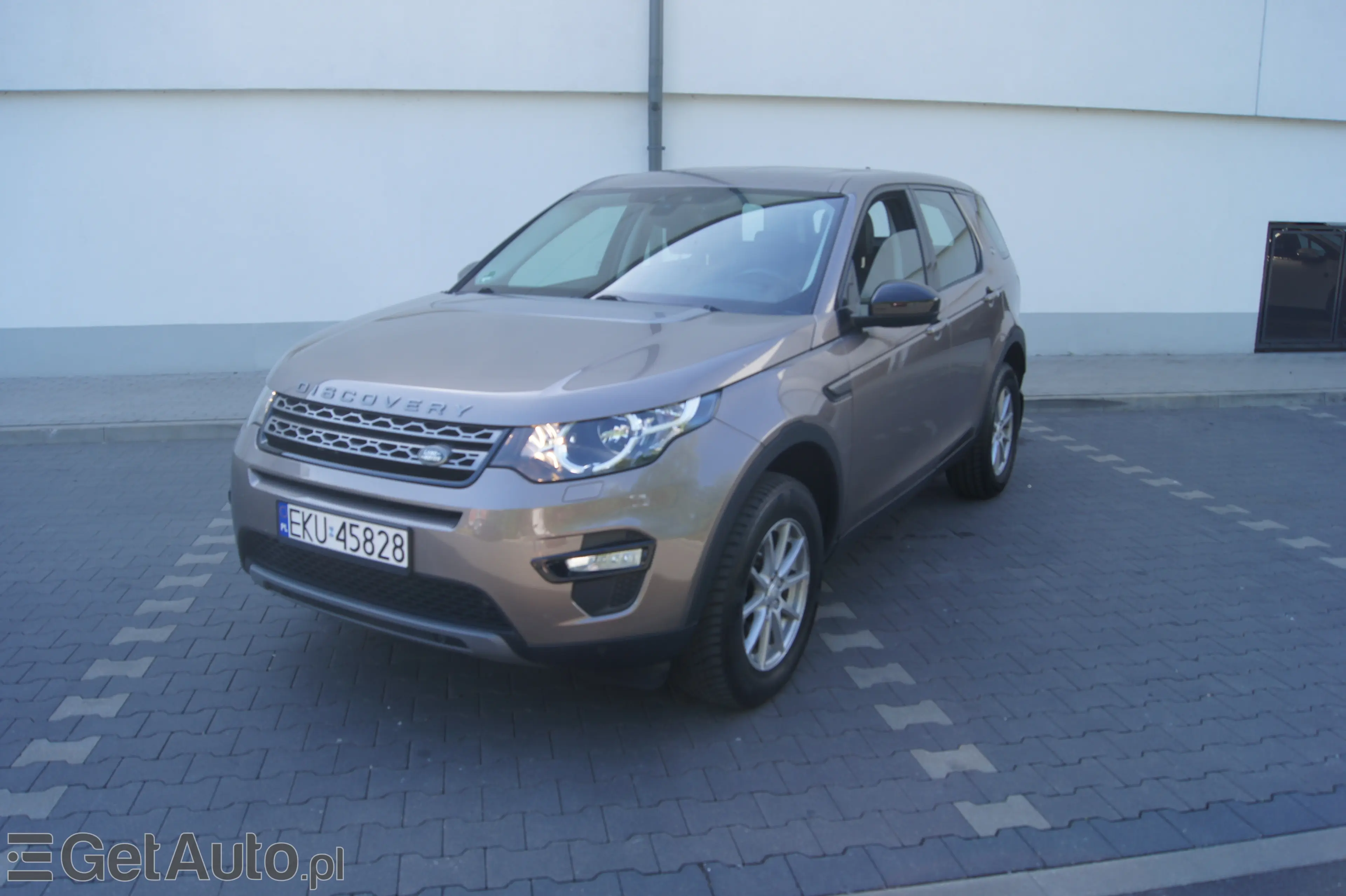 LAND ROVER Discovery SE