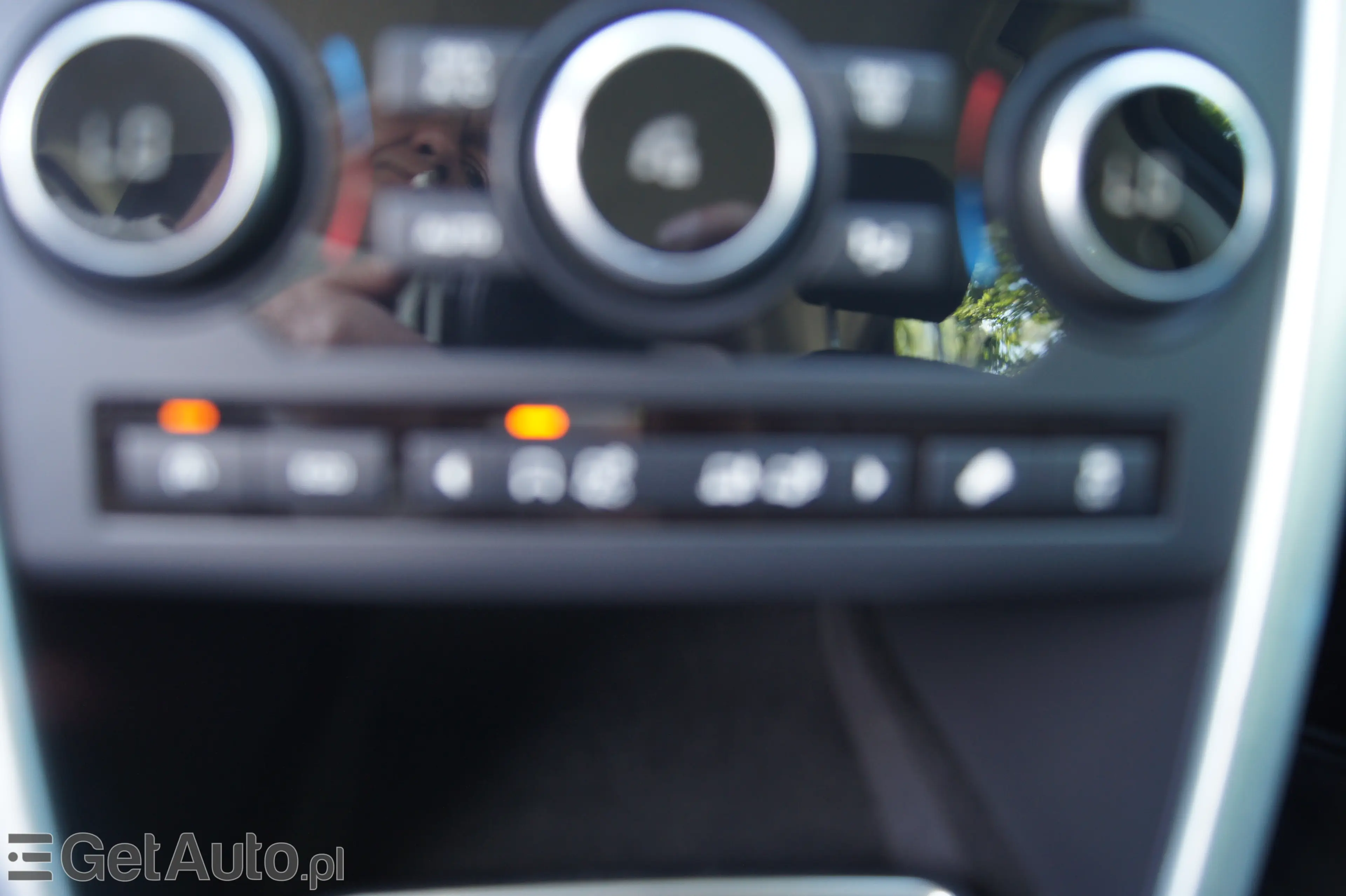 LAND ROVER Discovery SE