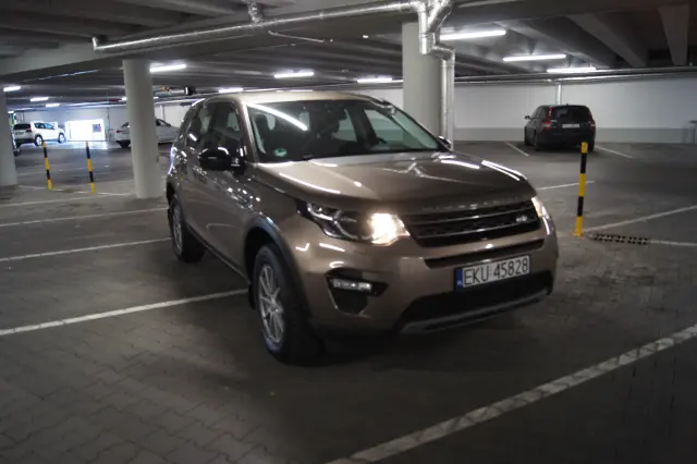 LAND ROVER Discovery SE