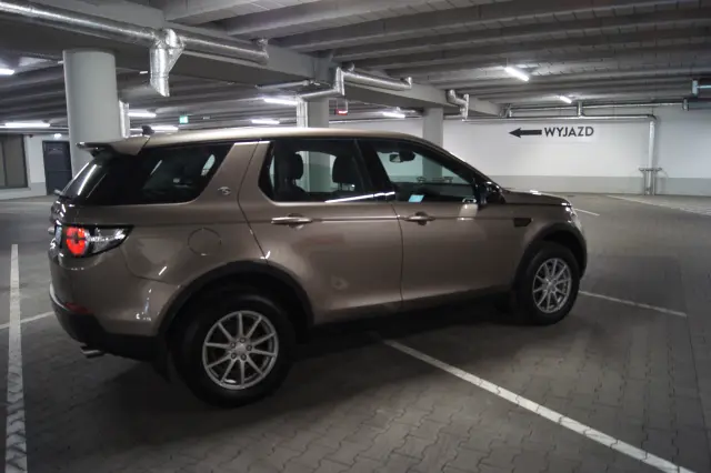 LAND ROVER Discovery SE