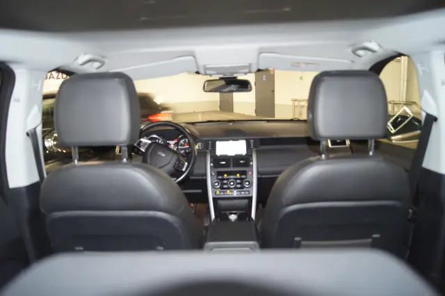 LAND ROVER Discovery SE