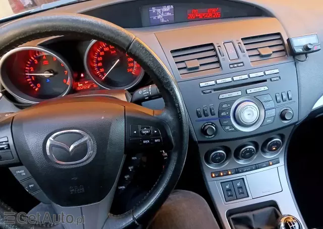 MAZDA 3 1.6 MZR High-Line