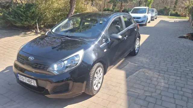 KIA Rio XL