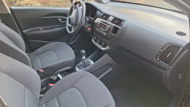 KIA Rio XL