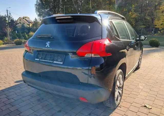 PEUGEOT 2008 