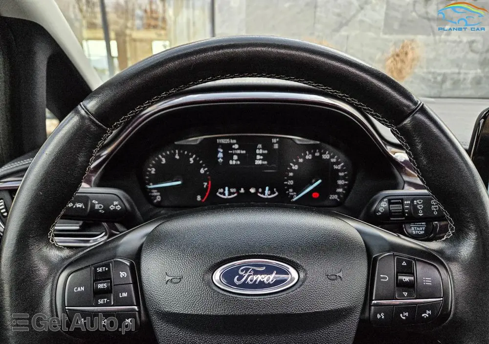 FORD Fiesta 1.0 EcoBoost STart-Stop Titanium