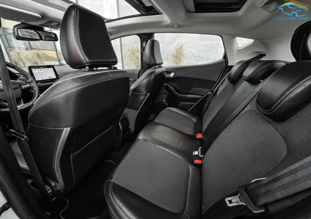 FORD Fiesta 1.0 EcoBoost STart-Stop Titanium