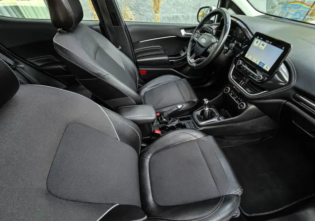 FORD Fiesta 1.0 EcoBoost STart-Stop Titanium