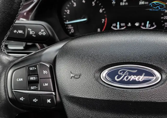 FORD Fiesta 1.0 EcoBoost STart-Stop Titanium