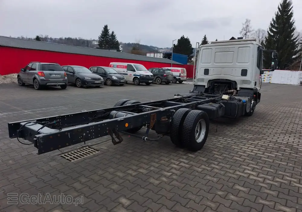 IVECO Eurocargo 100e18 rama do zabudowy 6,4m  poduszka klima 