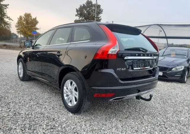 VOLVO XC 60 D4 Momentum