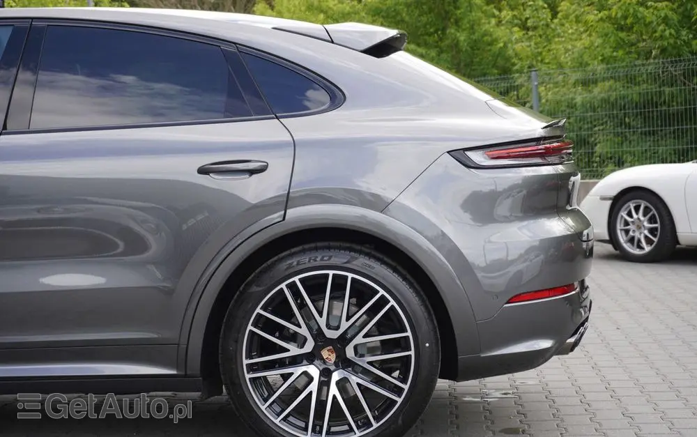 PORSCHE Cayenne Coupe S