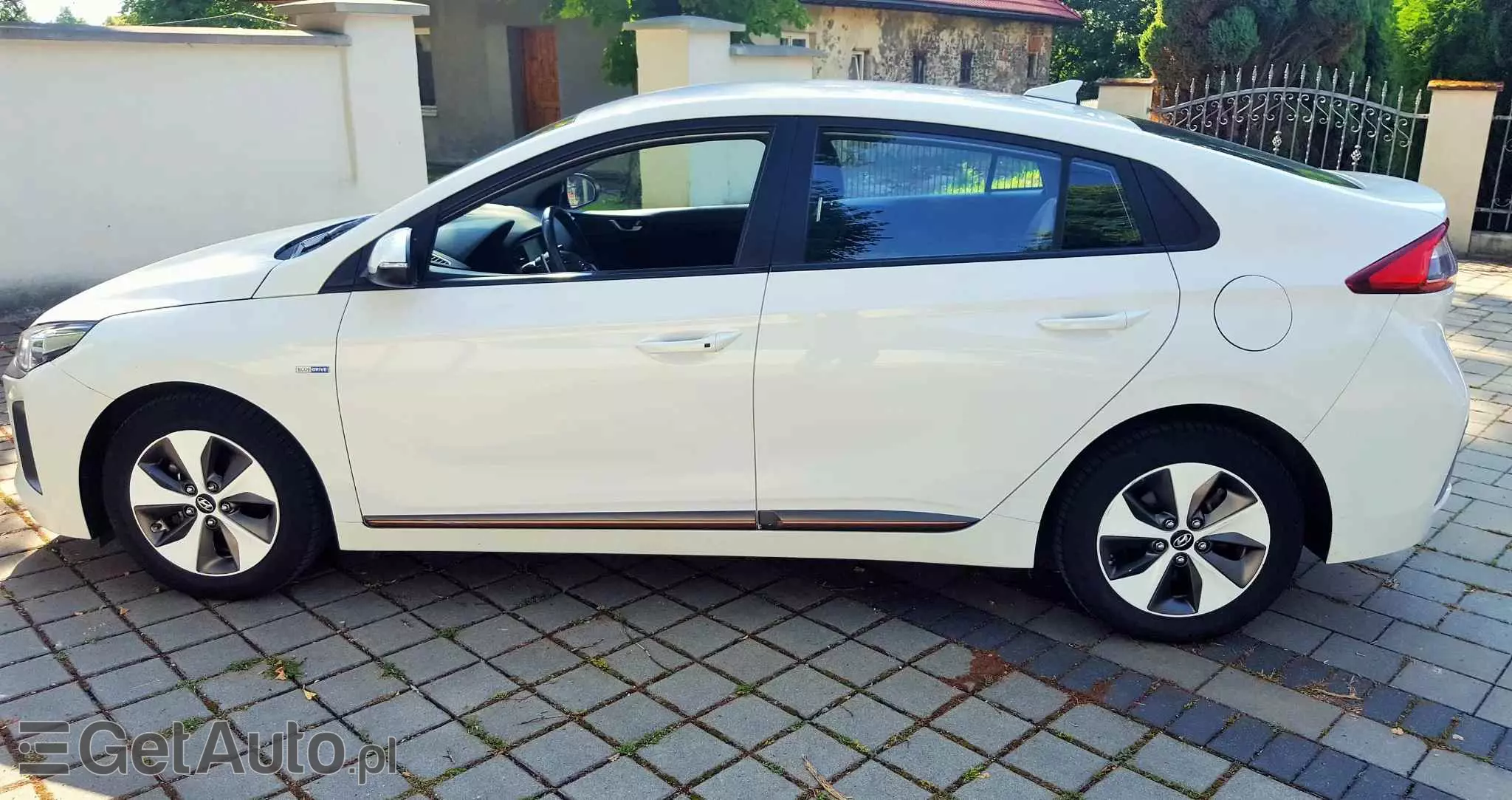 HYUNDAI IONIQ Electric Premium