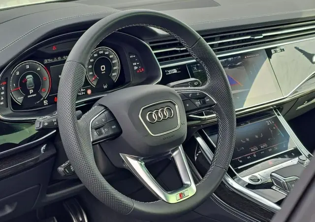 AUDI Q8 50 TDI quattro tiptronic