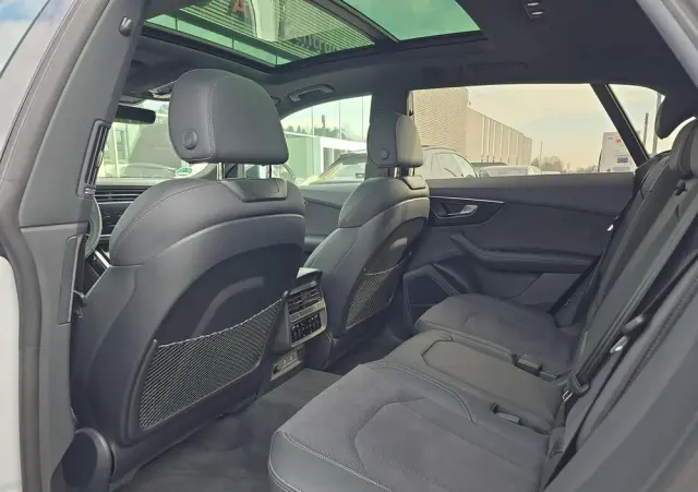 AUDI Q8 50 TDI quattro tiptronic