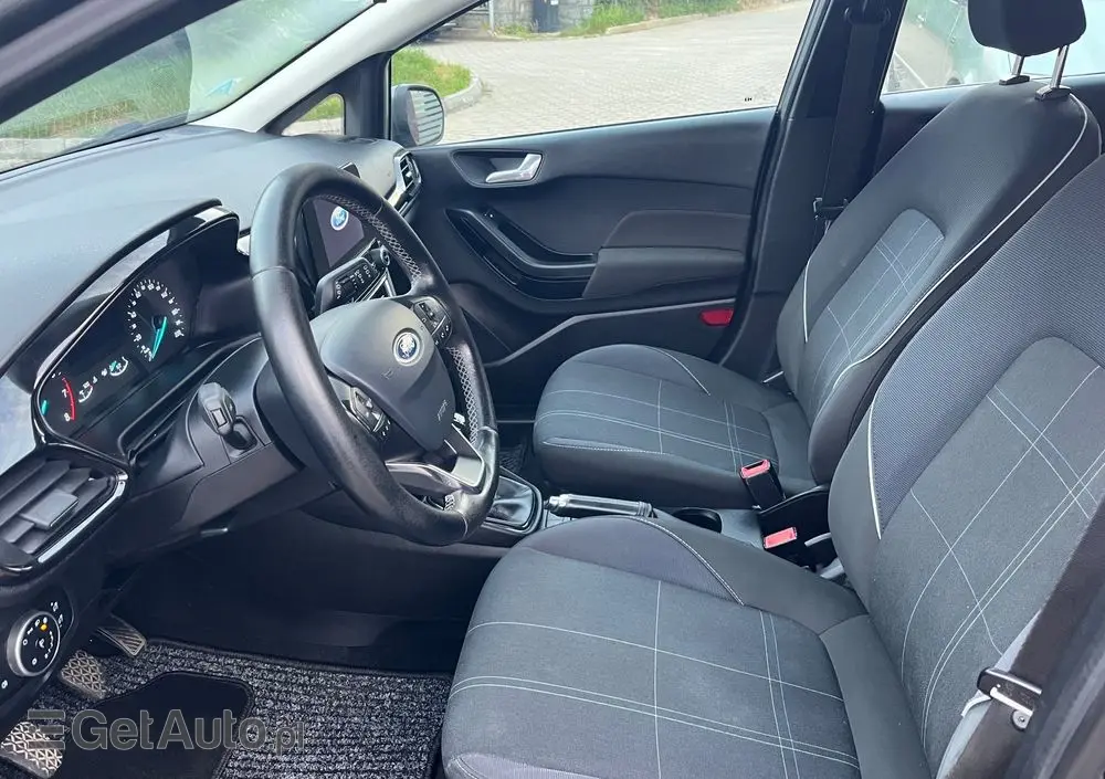 FORD Fiesta 1.1 COOL&CONNECT