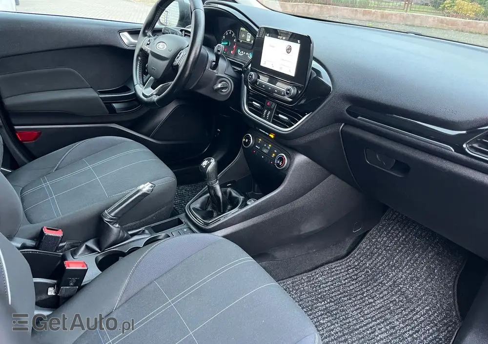 FORD Fiesta 1.1 COOL&CONNECT