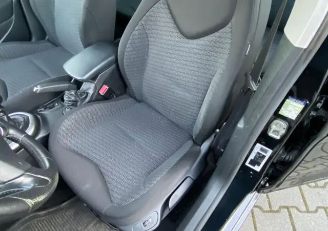 PEUGEOT 308 HDi FAP 110 Business Line