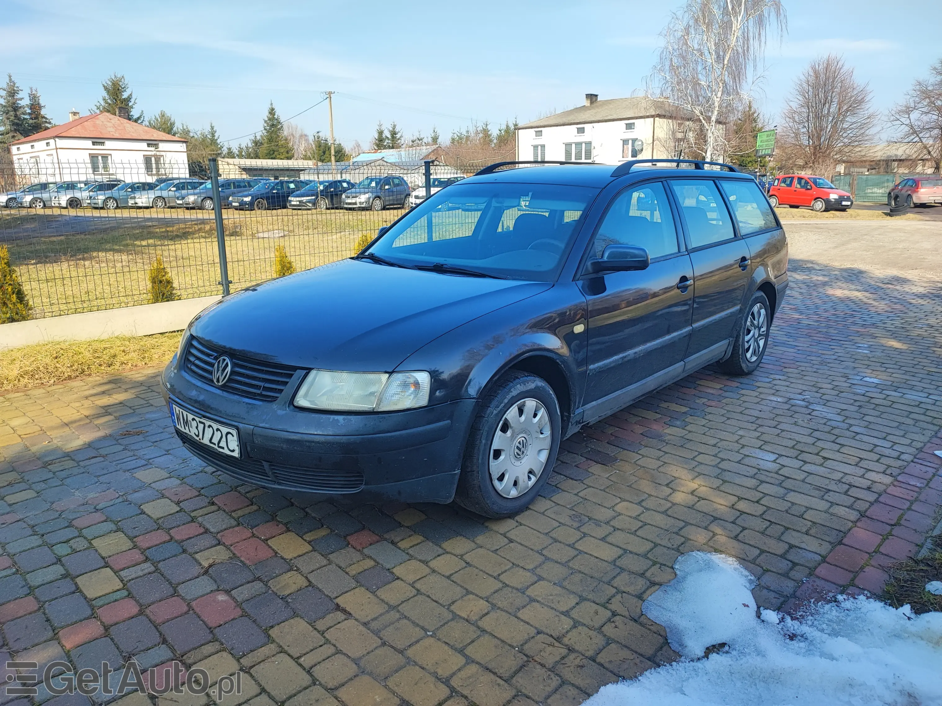 VOLKSWAGEN Passat Basis